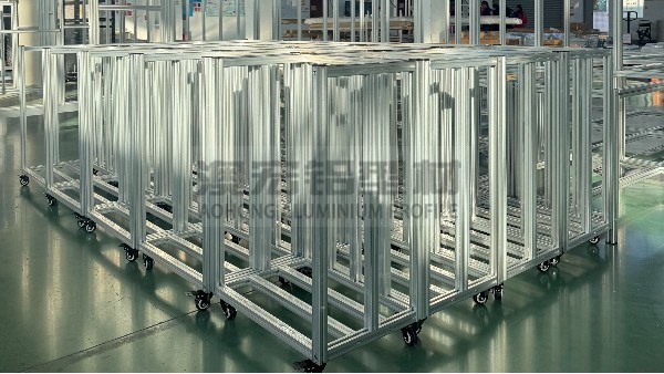 設(shè)備框架總拖后腿？鋁型材助你快速響應(yīng)產(chǎn)線變革