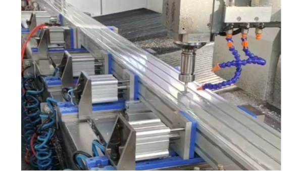 鋁型材深加工需要哪些核心設(shè)備？一文看懂加工流程